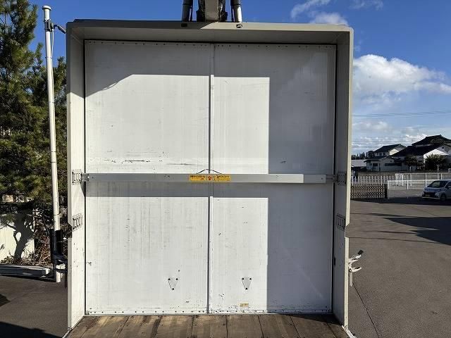 NISSAN DIESEL Quon 2016