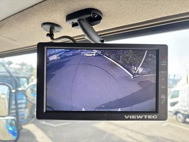 NISSAN DIESEL Quon 2016