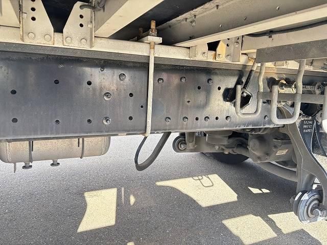 NISSAN DIESEL Quon 2016