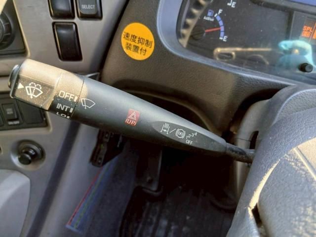 NISSAN DIESEL Quon 2017