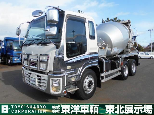 ISUZU GIGA 2011