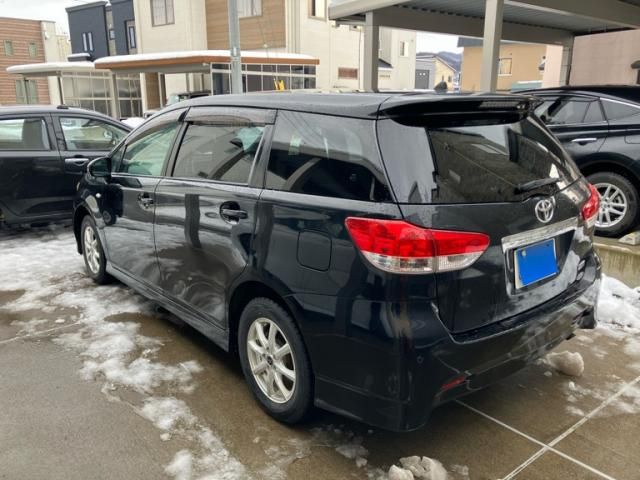 TOYOTA WISH 4WD 2009