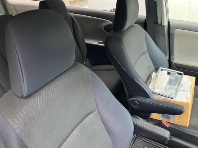 TOYOTA WISH 4WD 2009