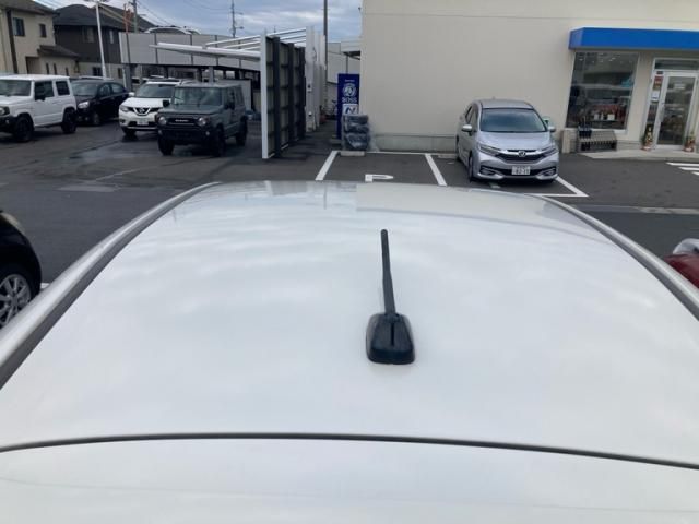 HONDA FIT HYBRID 2011