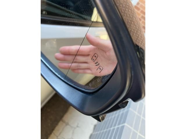 TOYOTA PRIUS PHV 2023