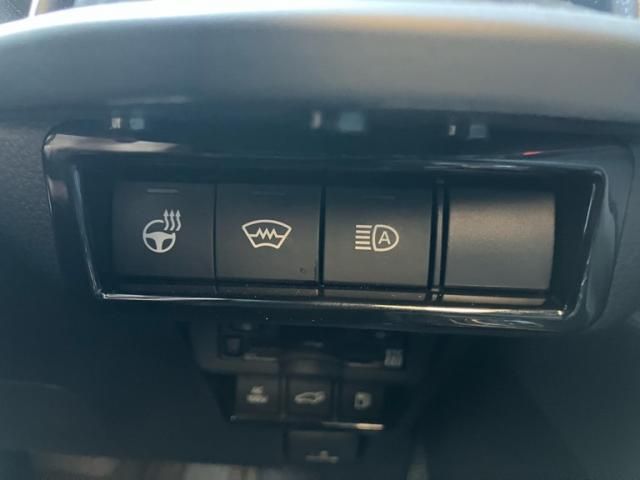 TOYOTA PRIUS PHV 2023