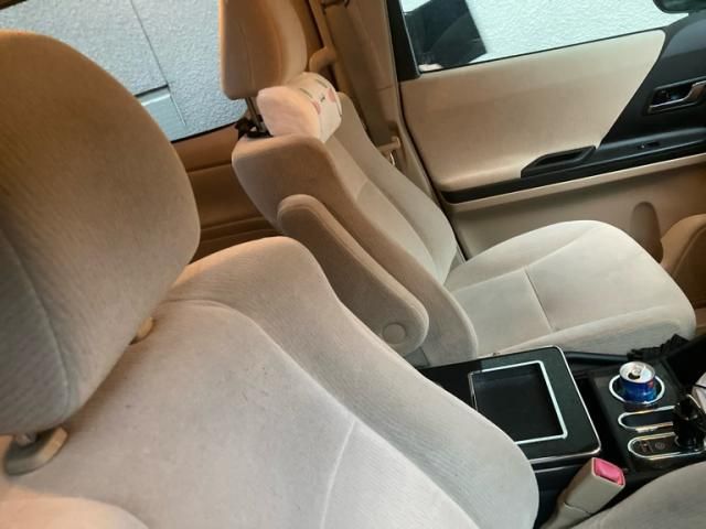 TOYOTA VELLFIRE 2009