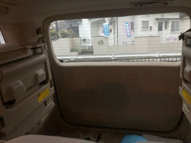 TOYOTA VELLFIRE 2009