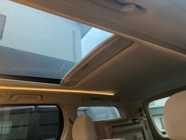 TOYOTA VELLFIRE 2009