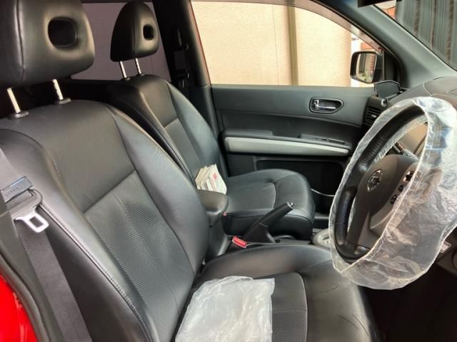 NISSAN X-TRAIL 4WD 2013