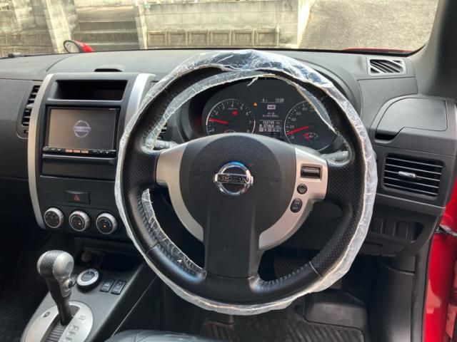 NISSAN X-TRAIL 4WD 2013