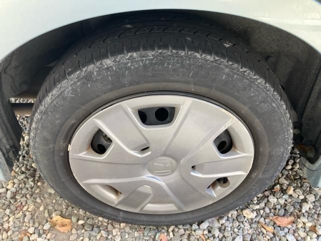 HONDA FIT SHUTTLE HYBRID 2011