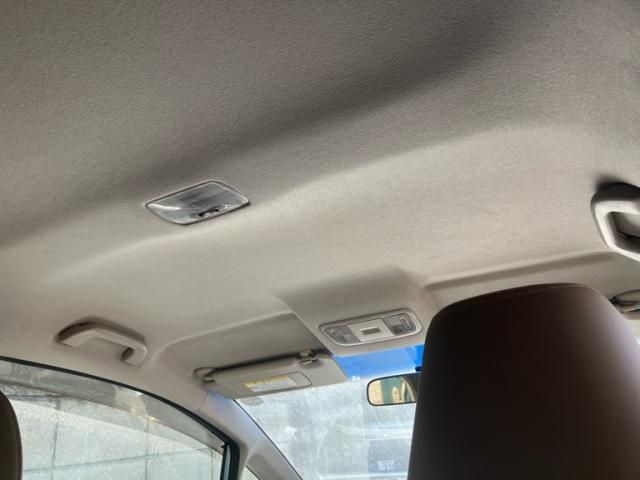 HONDA FIT SHUTTLE HYBRID 2011