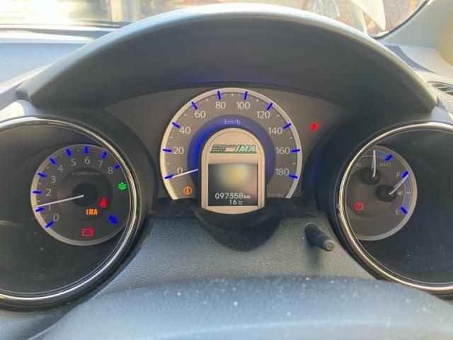 HONDA FIT SHUTTLE HYBRID 2011