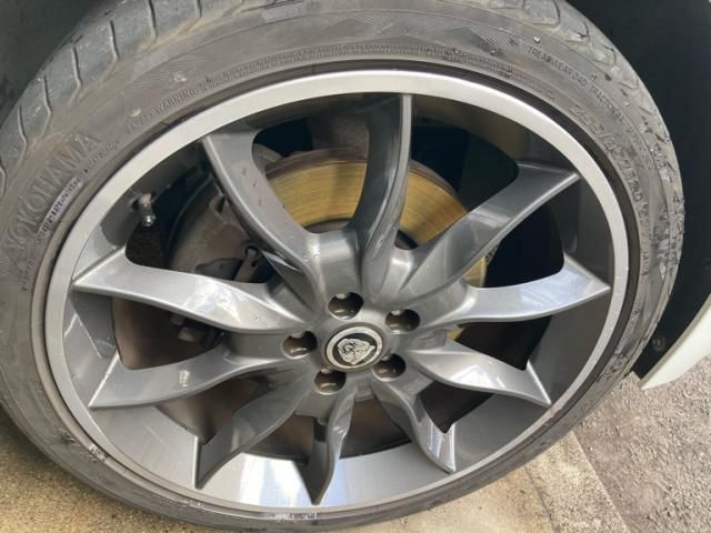 JAGUAR JAGUAR XFseries 2012