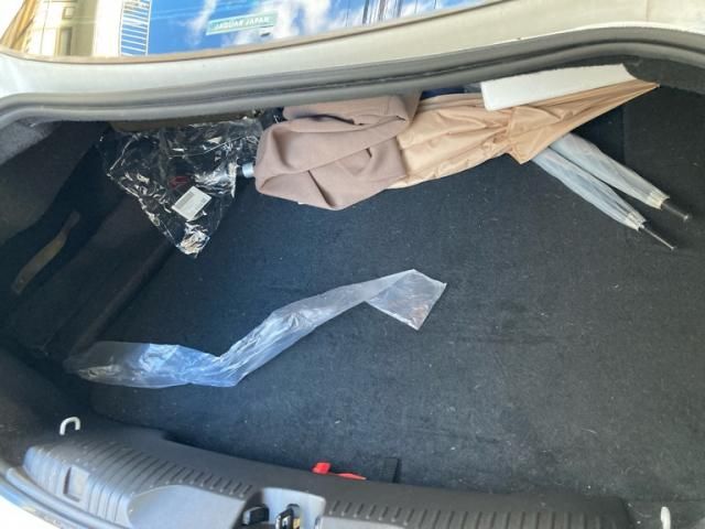 JAGUAR JAGUAR XFseries 2012