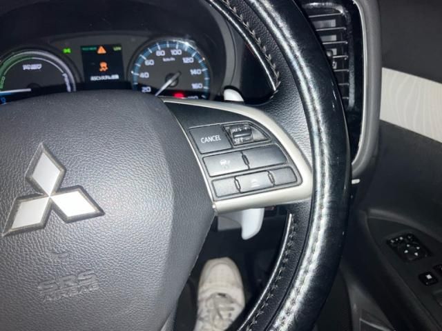 MITSUBISHI OUTLANDER PHEV 2014