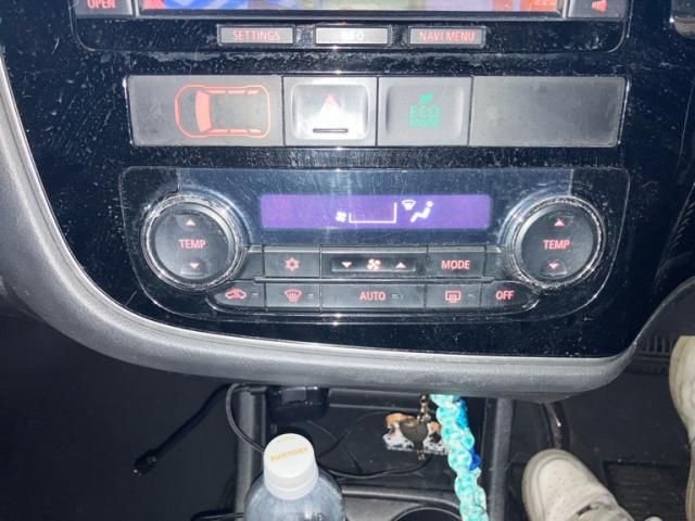 MITSUBISHI OUTLANDER PHEV 2014