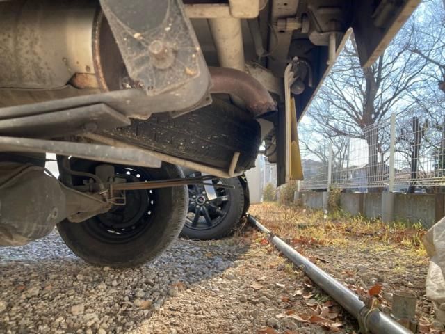 SUZUKI CARRY truck 4WD 2002