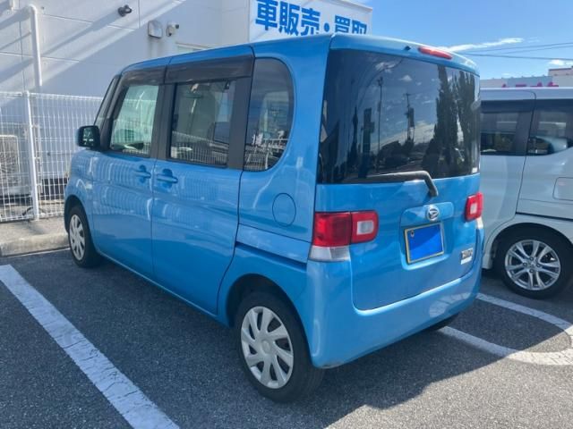 DAIHATSU TANTO 2011