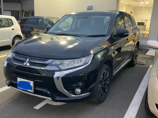 MITSUBISHI OUTLANDER PHEV 2015