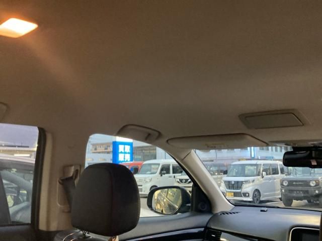 MITSUBISHI OUTLANDER PHEV 2015