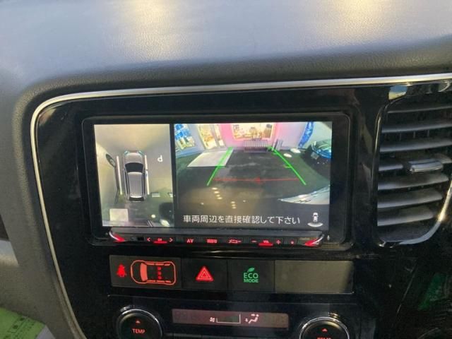 MITSUBISHI OUTLANDER PHEV 2015