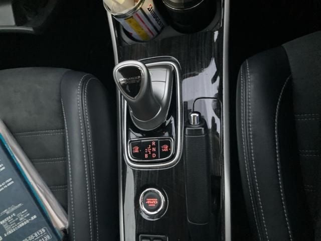 MITSUBISHI OUTLANDER PHEV 2015