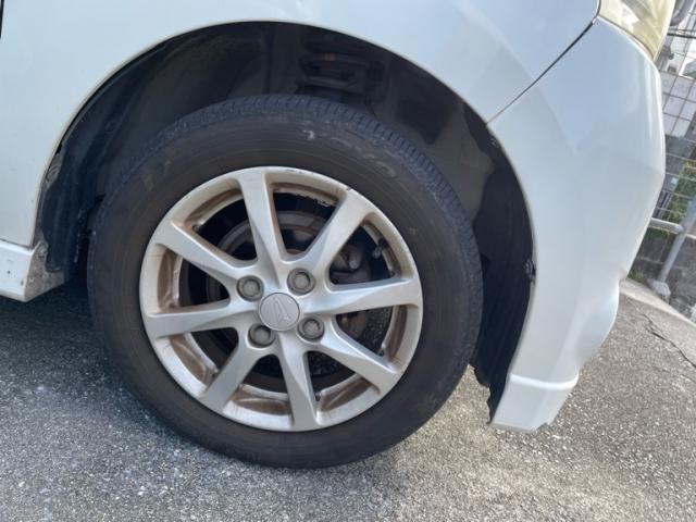 DAIHATSU MOVE CUSTOM 2011