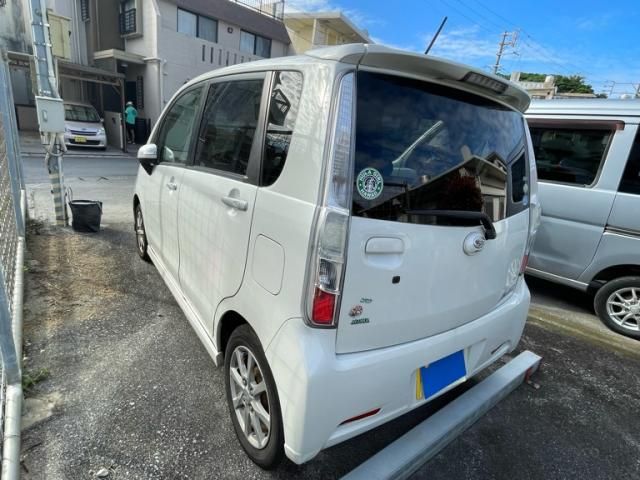 DAIHATSU MOVE CUSTOM 2011