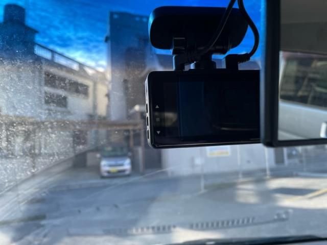 DAIHATSU MOVE CUSTOM 2011