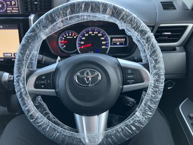 TOYOTA ROOMY 4WD 2018