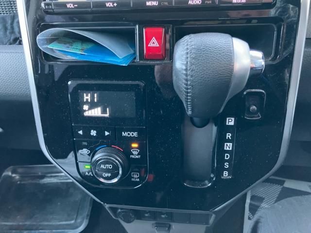 TOYOTA ROOMY 4WD 2018