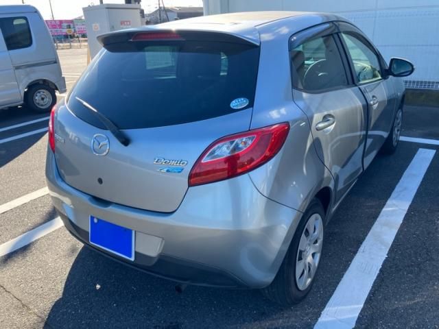 MAZDA DEMIO 2012