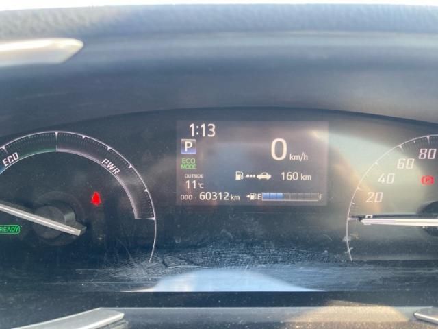 TOYOTA SIENTA HYBRID 2017