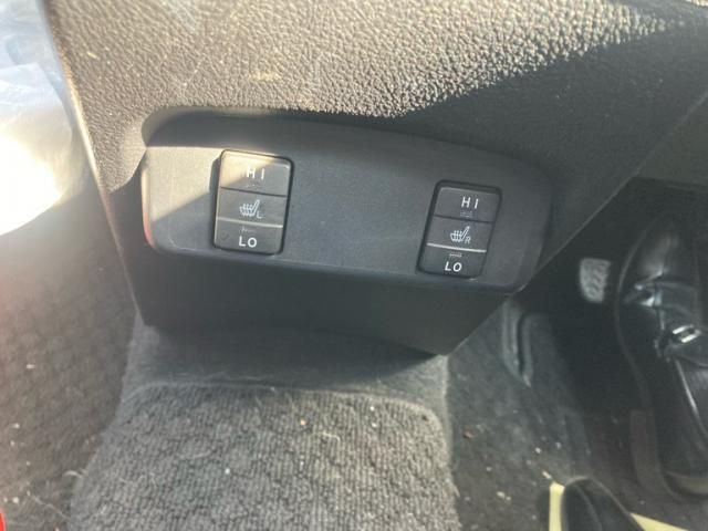 TOYOTA SIENTA HYBRID 2017