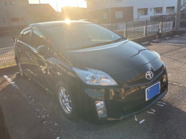 TOYOTA PRIUS 2010