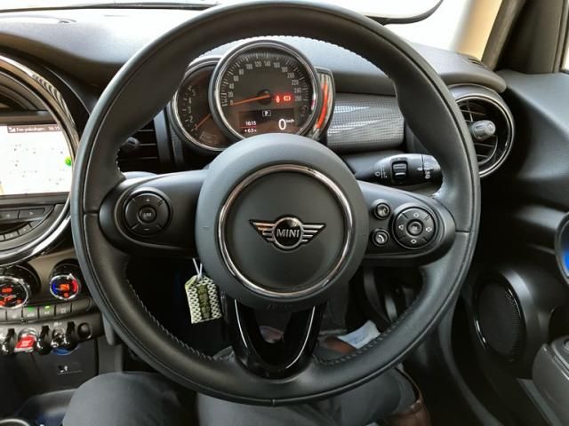 BMW MINI COOPER D 5DOOR 2021