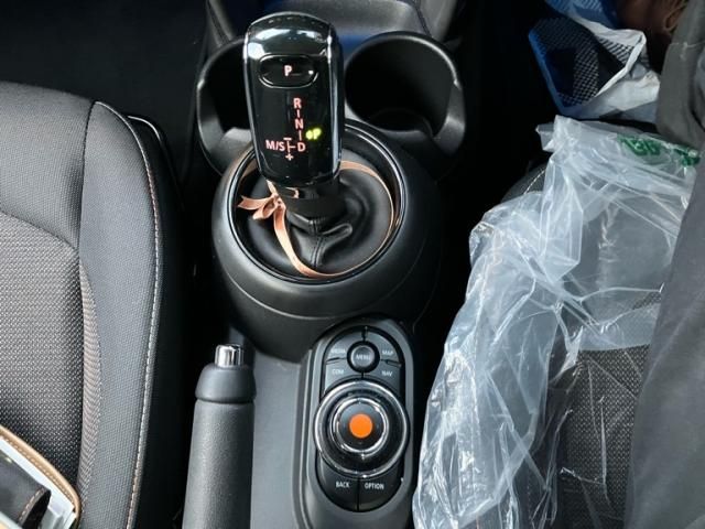 BMW MINI COOPER D 5DOOR 2021