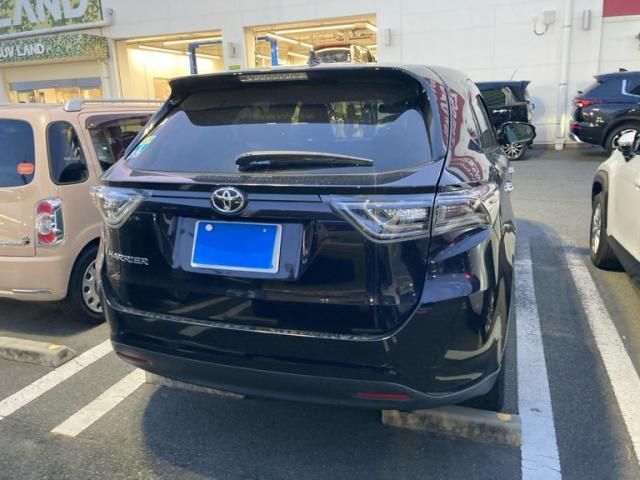 TOYOTA HARRIER 2WD 2014