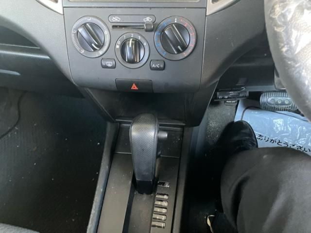 NISSAN WINGROAD 2013