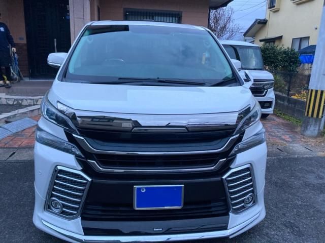 TOYOTA VELLFIRE 2016