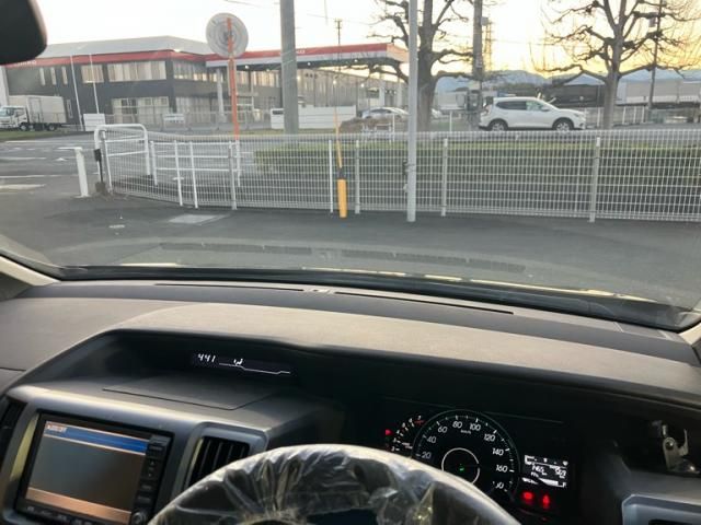 HONDA STEPWAGON 2011