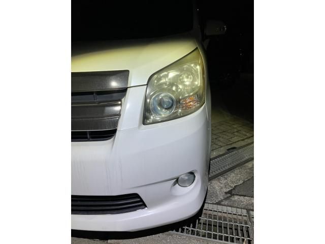TOYOTA NOAH 2009