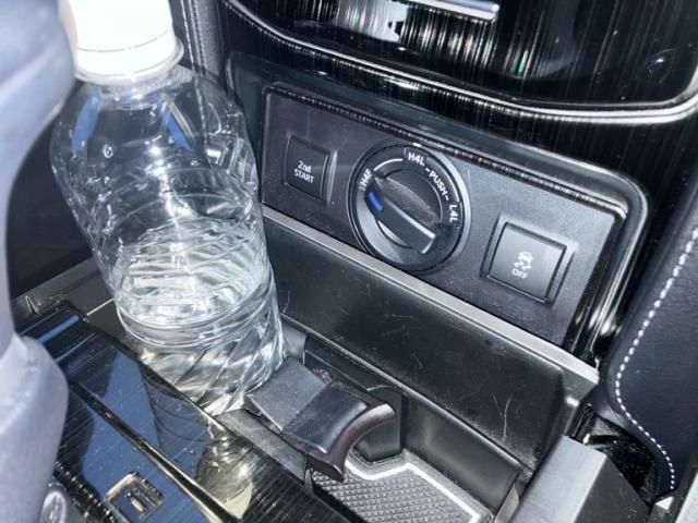 TOYOTA LANDCRUISER PRADO 2021