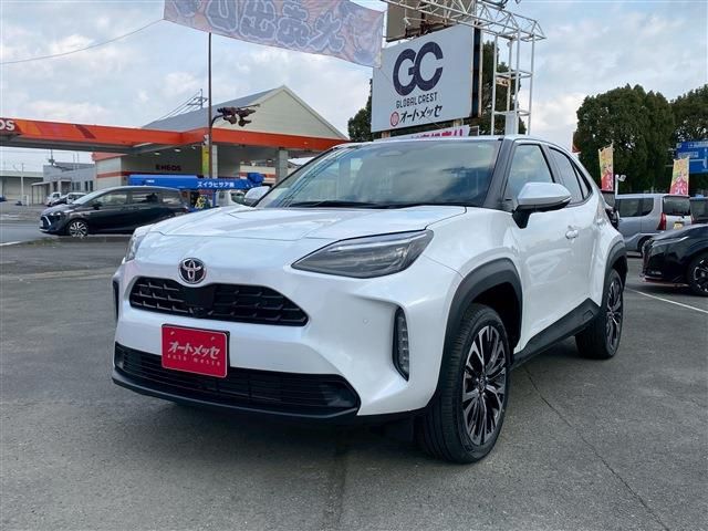 TOYOTA YARIS CROSS 2024