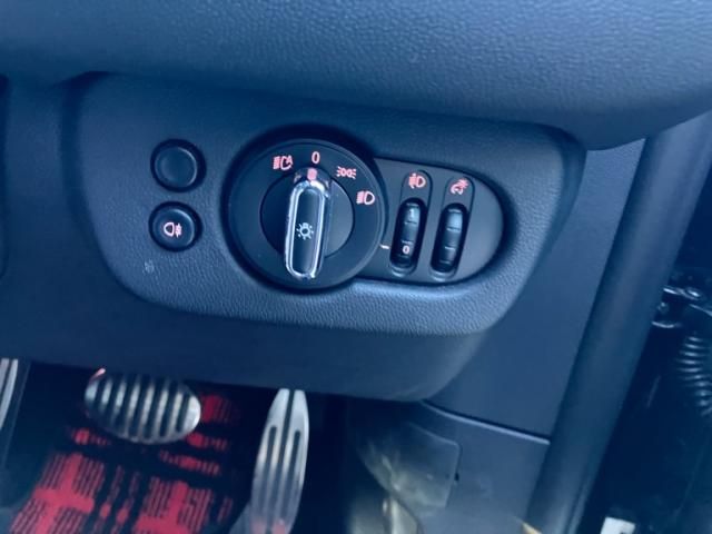 BMW MINI CLUBMAN 2021