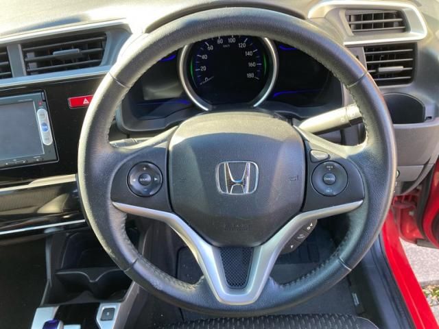 HONDA FIT HYBRID 2015