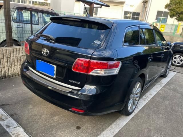 TOYOTA AVENSISWAGON 2012