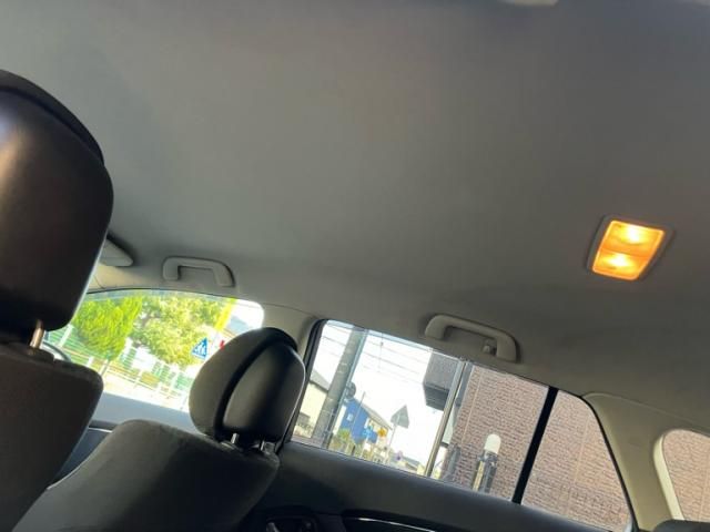 TOYOTA AVENSISWAGON 2012